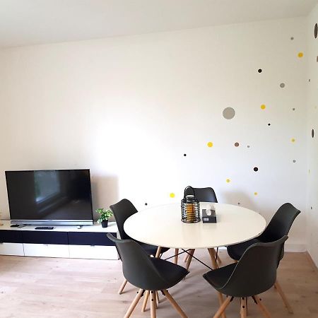 Theox No 3 Fur 5 Personen Mit Balkon Apartment Duisburg Luaran gambar
