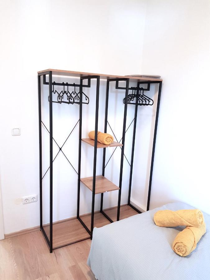 Theox No 3 Fur 5 Personen Mit Balkon Apartment Duisburg Luaran gambar