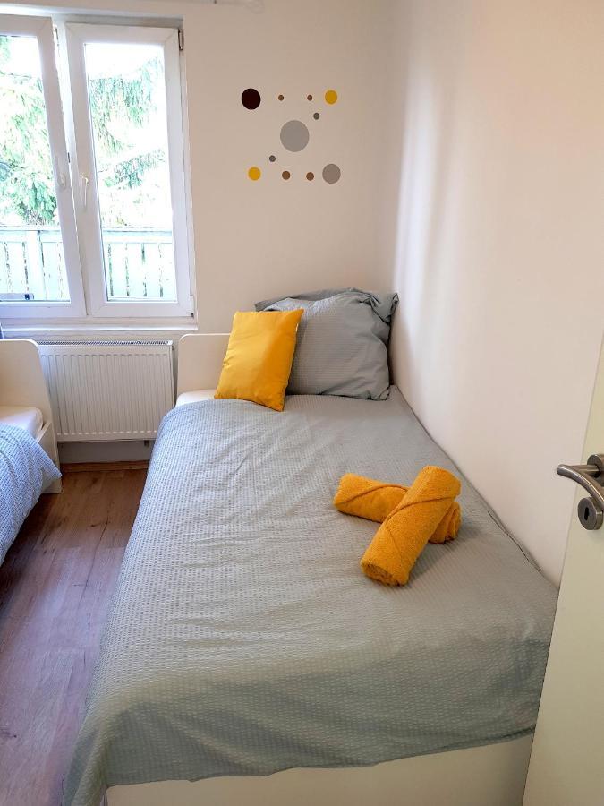 Theox No 3 Fur 5 Personen Mit Balkon Apartment Duisburg Luaran gambar