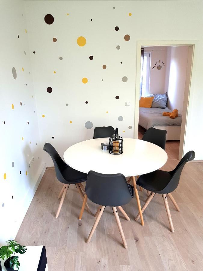 Theox No 3 Fur 5 Personen Mit Balkon Apartment Duisburg Luaran gambar